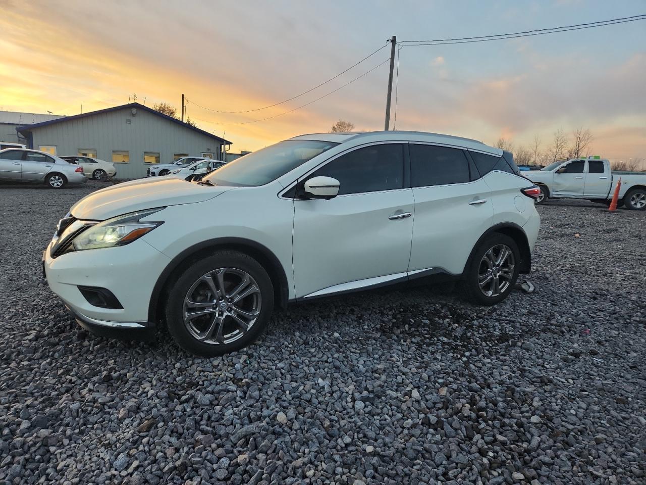 Nissan Murano S Image 1