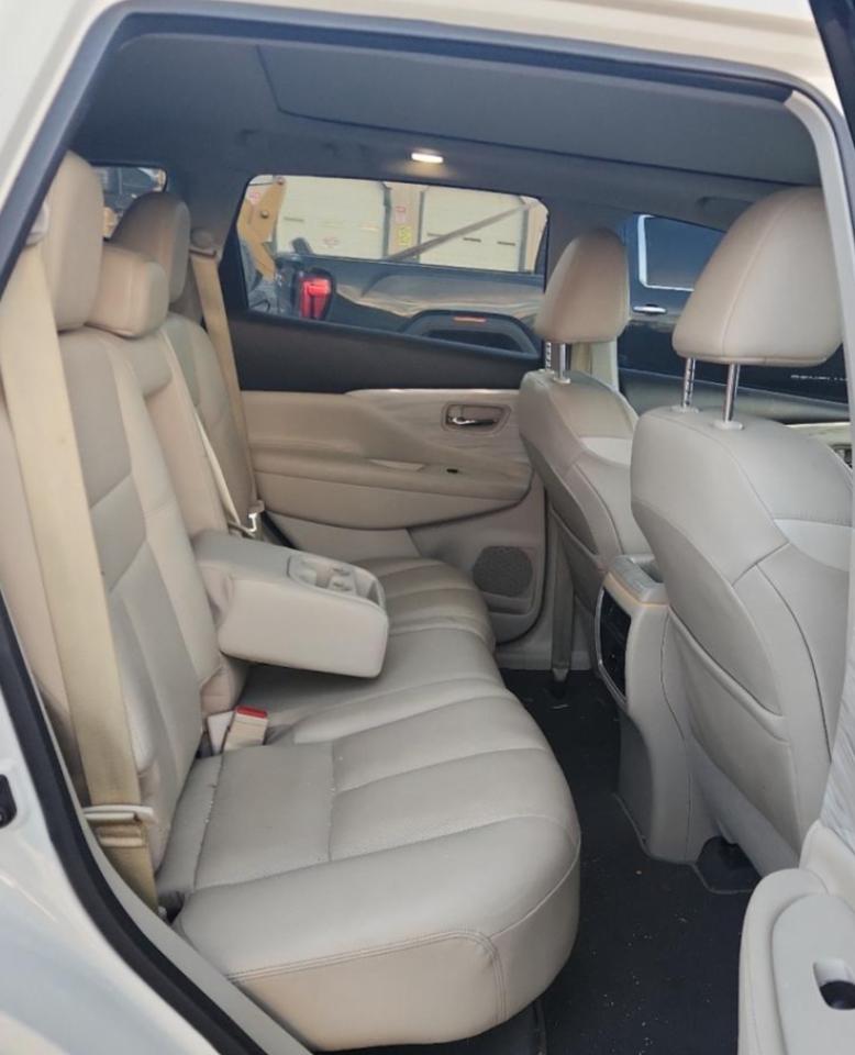 Nissan Murano S Image 6