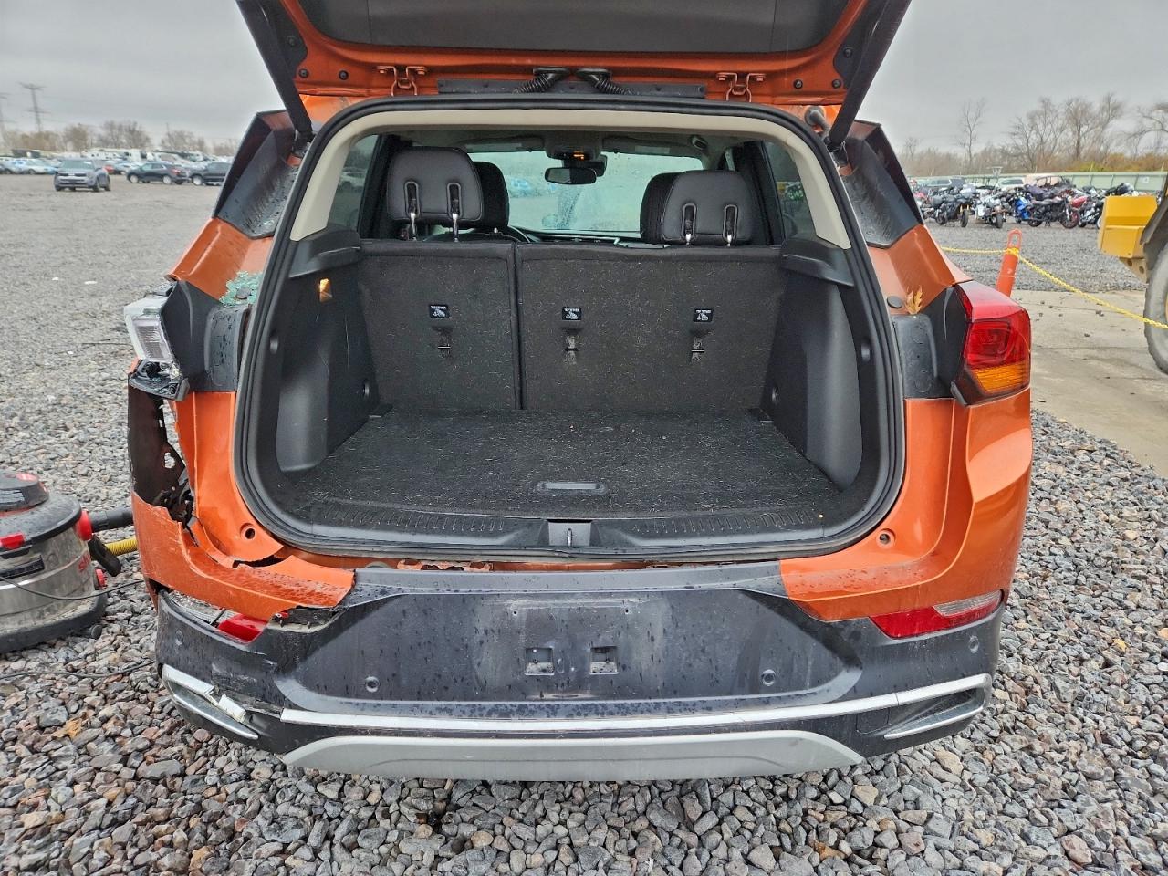 Buick Encore Essence Image 4