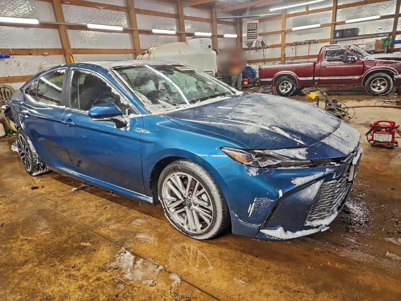 Toyota Camry Xse Image 8