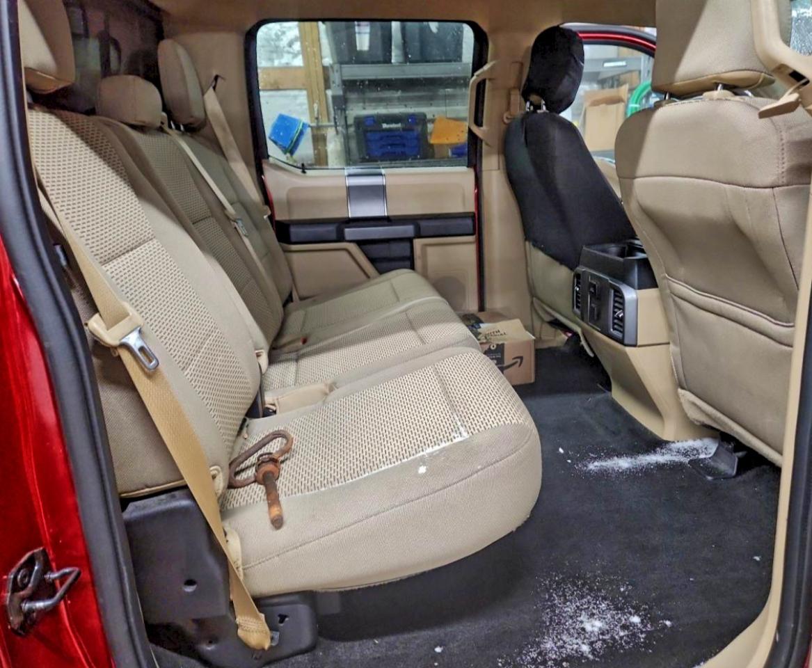 Ford F-150 Supercrew Image 8