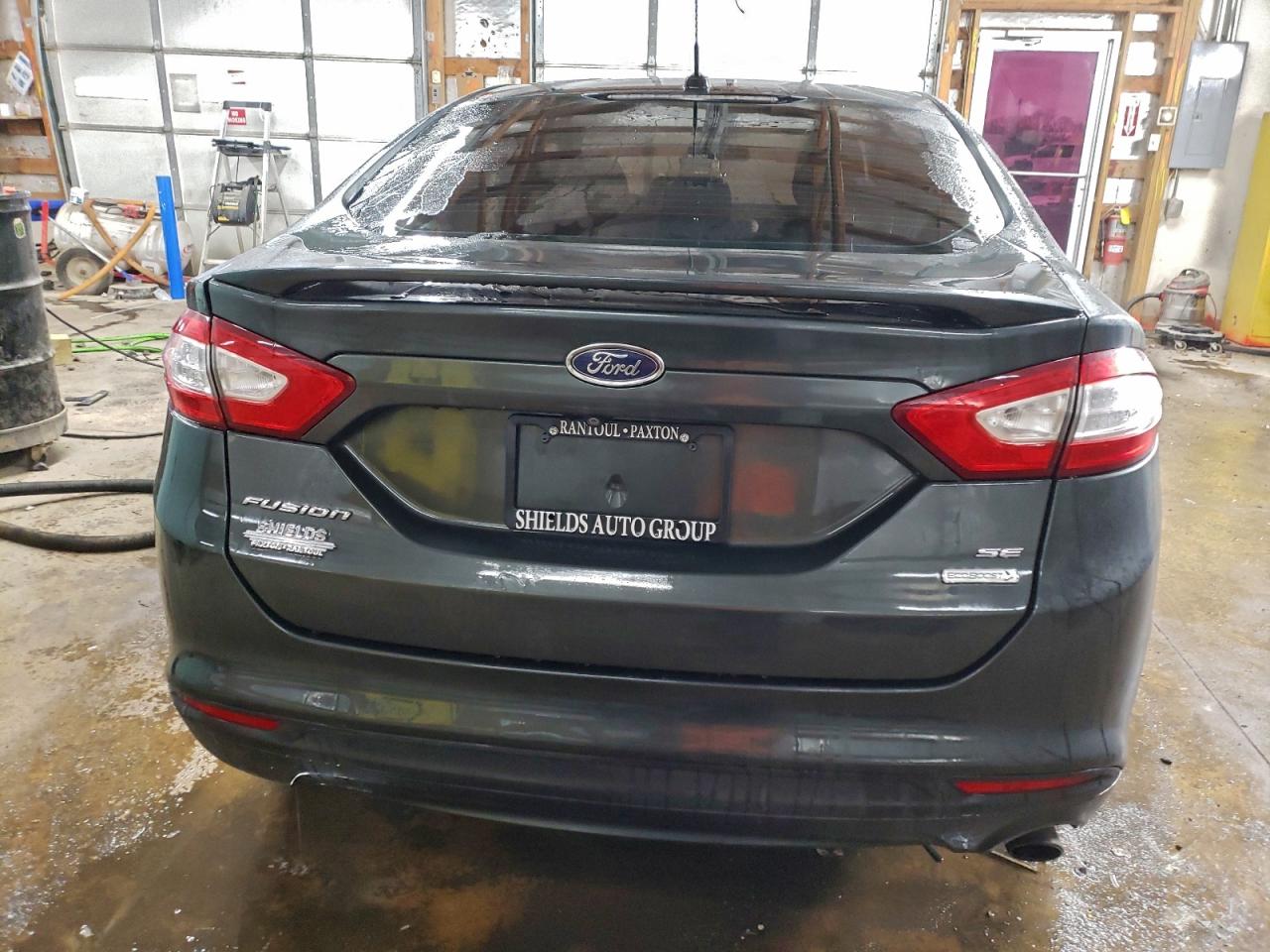 Ford Fusion Se Image 4