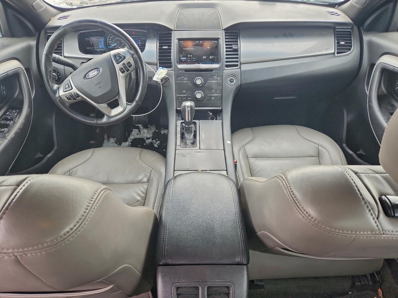 Ford Taurus Sel Image 12