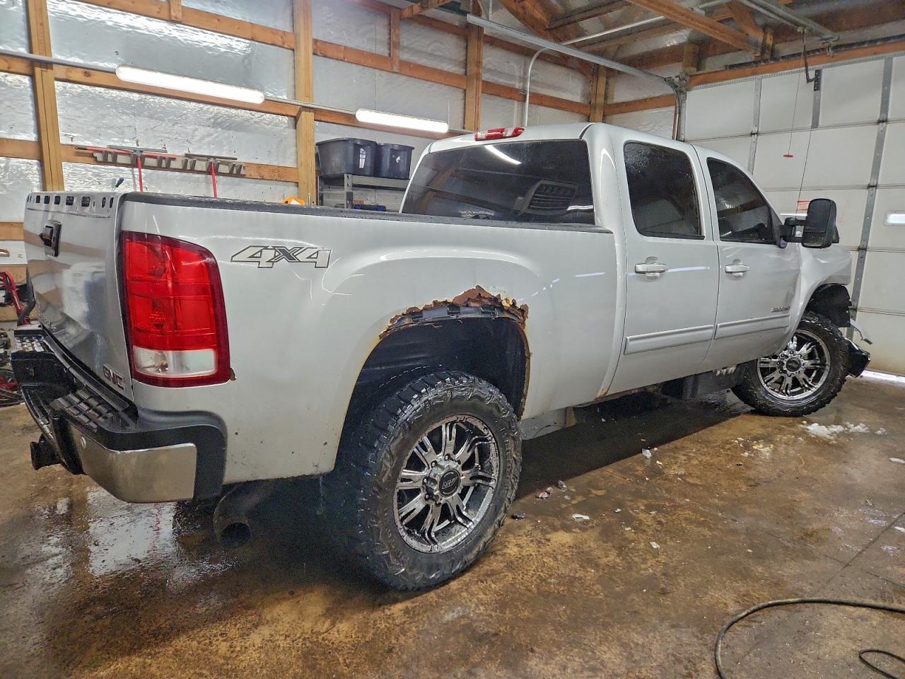 GMC Sierra K2500 Slt Image 4