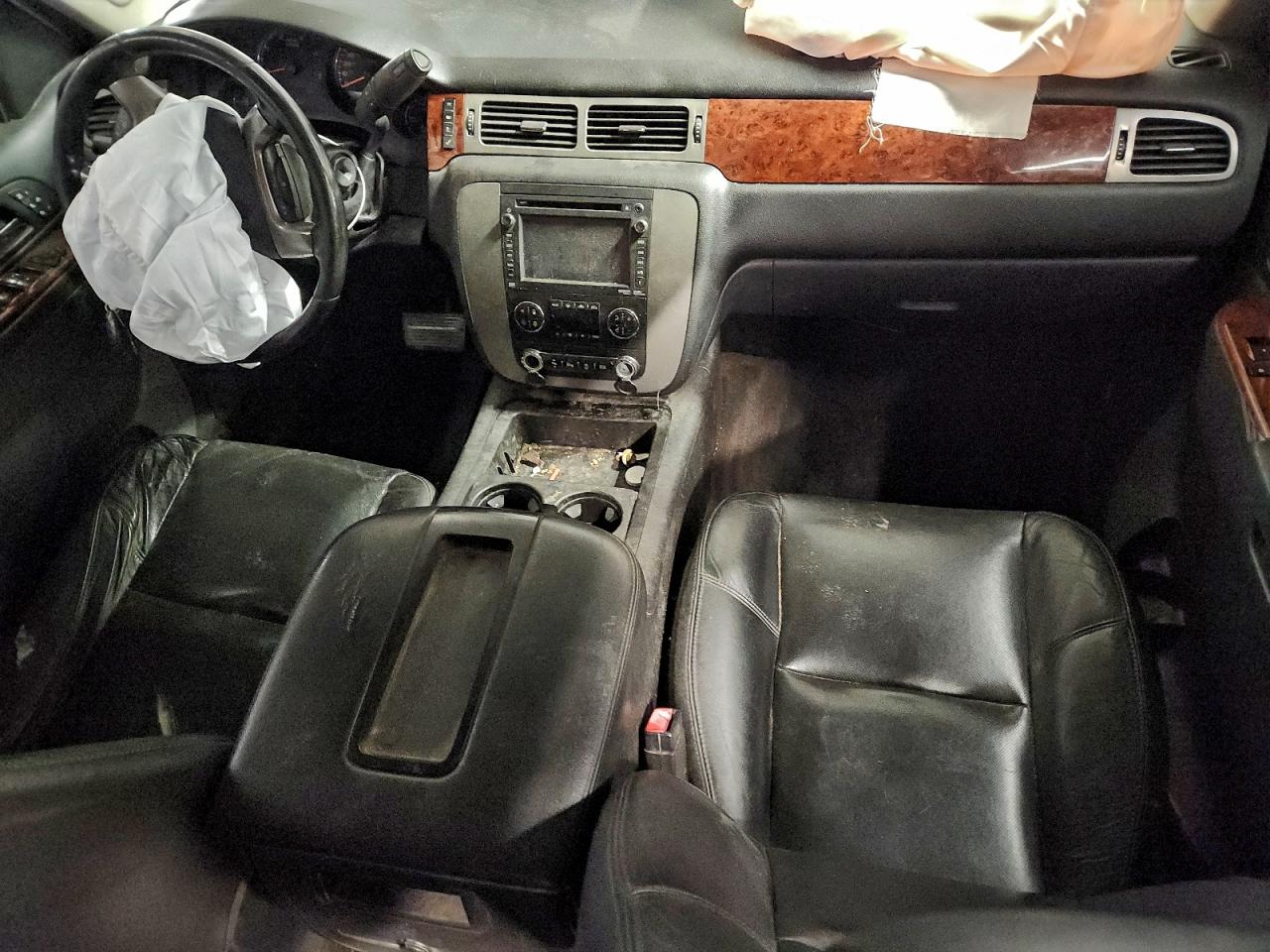 GMC Sierra K2500 Slt Image 8