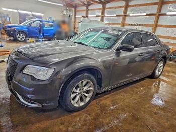  Salvage Chrysler 300