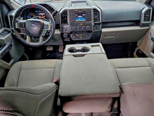 Ford F-150 Supercrew Image 11