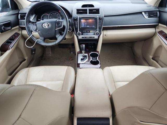 Toyota Camry Base Image 6