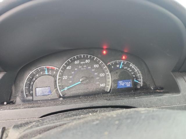 Toyota Camry Base Image 3