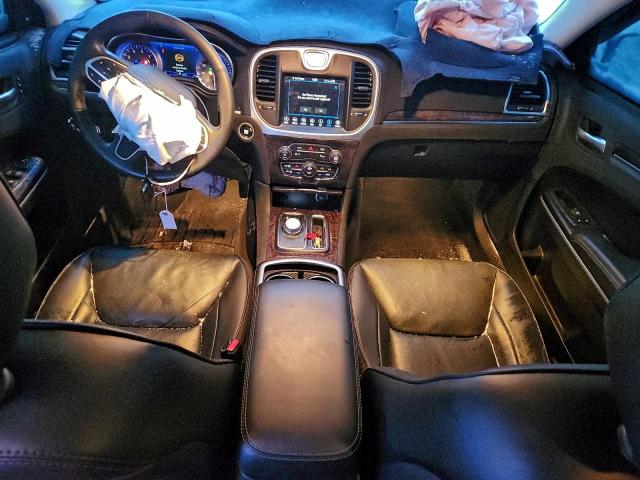 Chrysler 300 Touring L Image 5