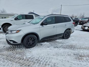  Salvage Mitsubishi Outlander