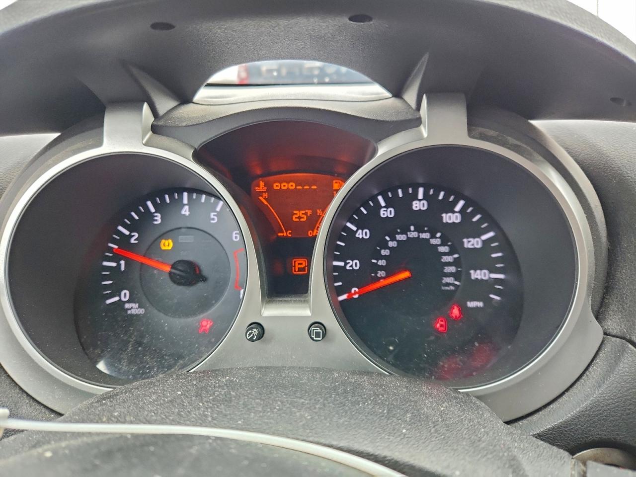 Nissan JUKE S Image 12