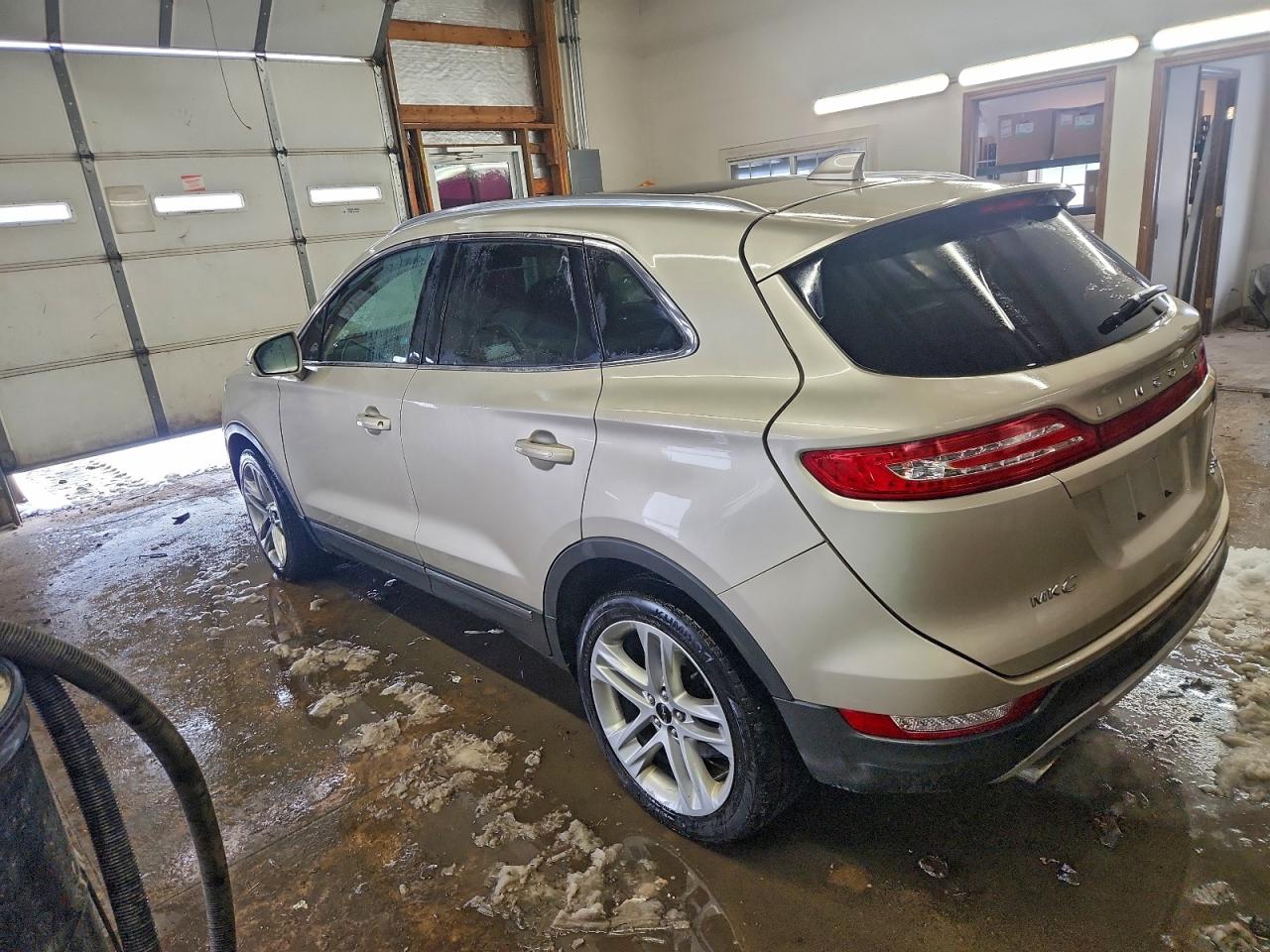 Lincoln MKC Reserve Image 3