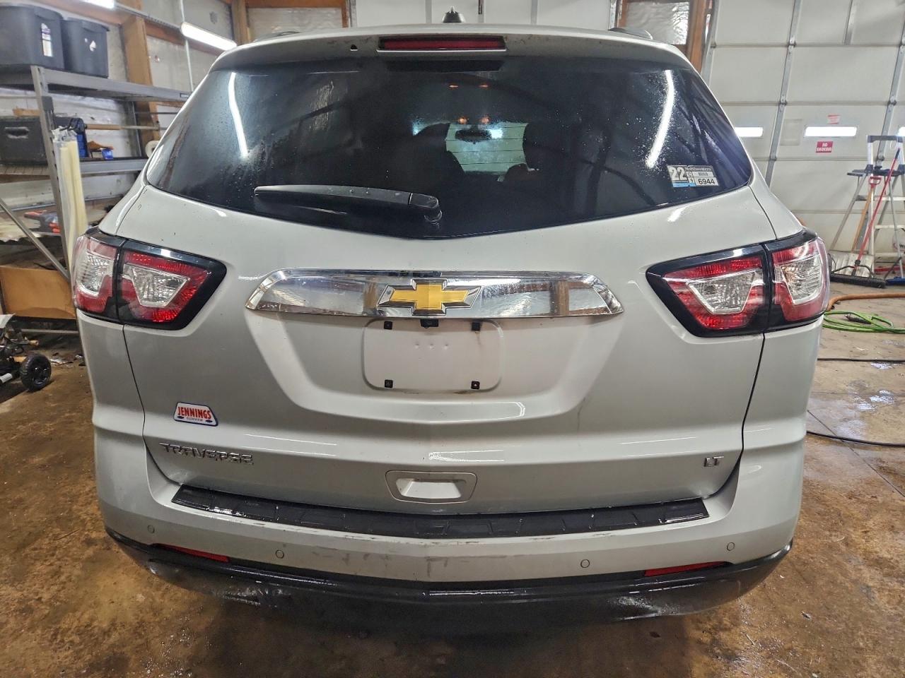Chevrolet Traverse Lt Image 7