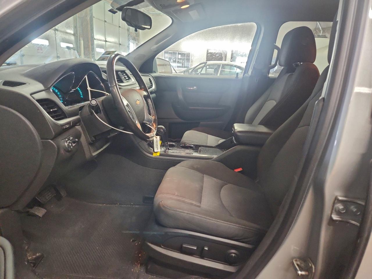 Chevrolet Traverse Lt Image 9