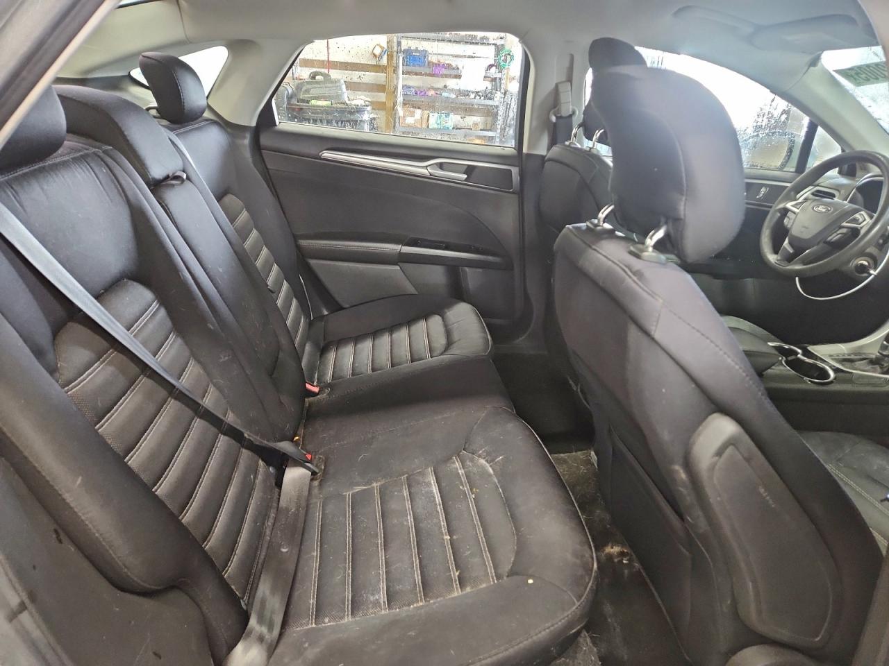 Ford Fusion Se Image 7