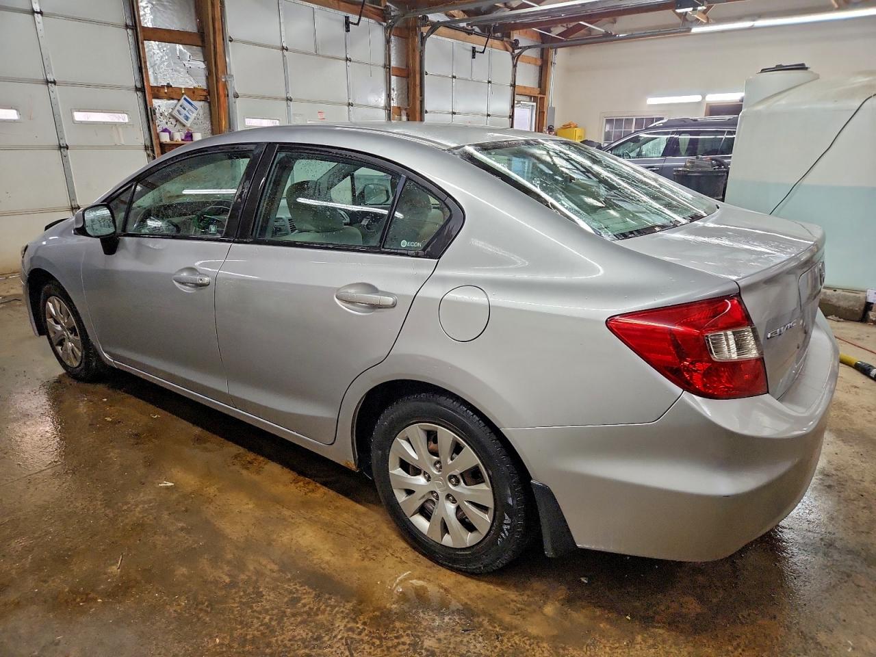 Honda Civic Lx Image 2