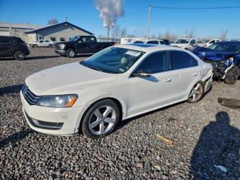  Salvage Volkswagen Passat
