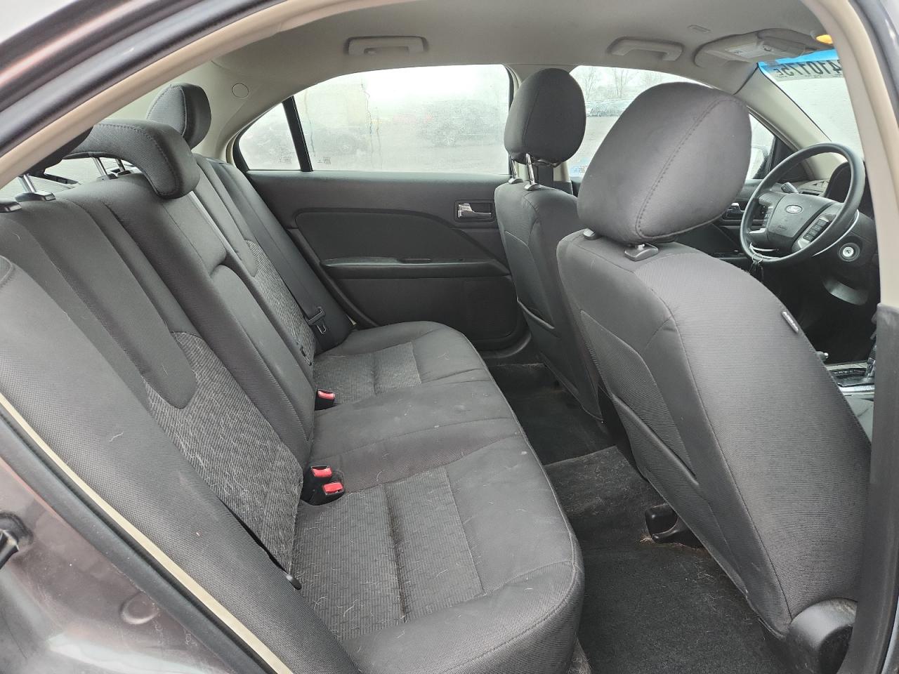 Ford Fusion Se Image 9