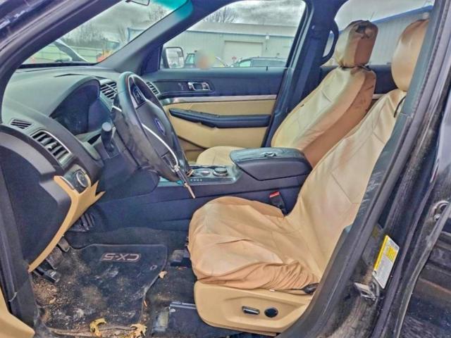 Ford Explorer Image 5