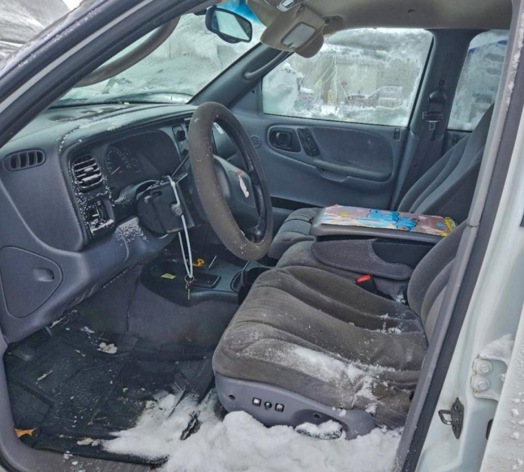 Dodge Dakota Quad Image 3