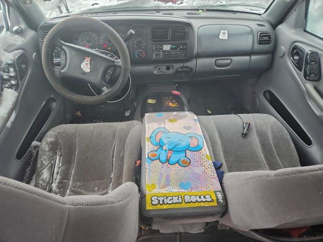 Dodge Dakota Quad Image 5