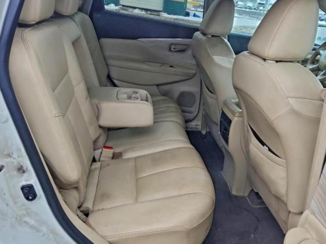 Nissan Murano S Image 8