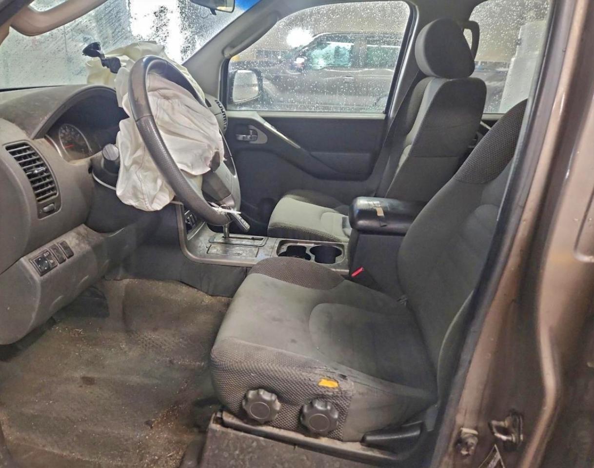 Nissan Pathfinder Le Image 6