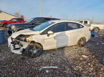  Salvage Ford Fiesta