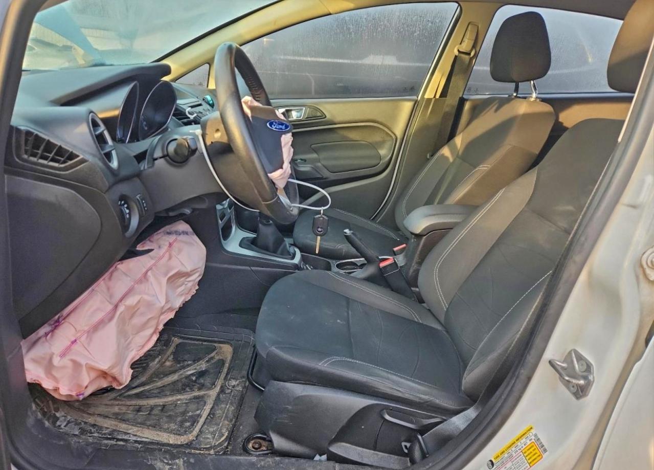 Ford Fiesta Se Image 12