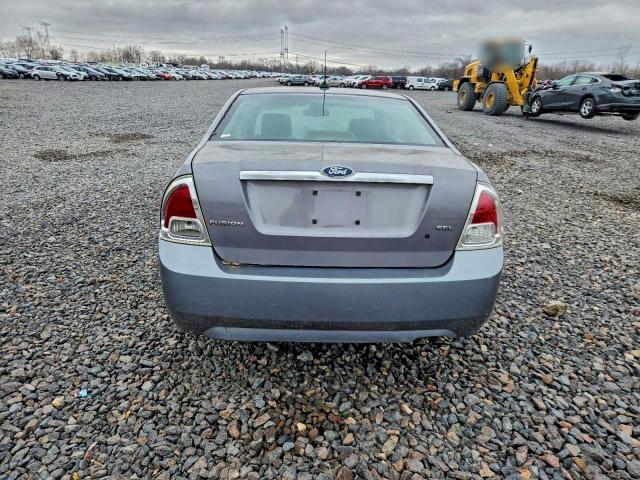 Ford Fusion Sel Image 2