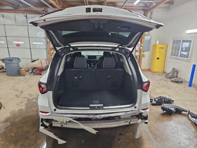 Acura MDX Advance Image 10