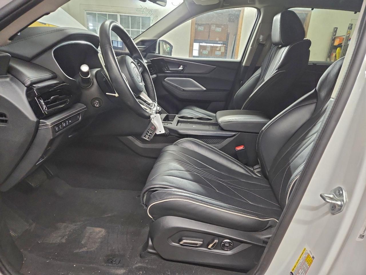 Acura MDX Advance Image 7