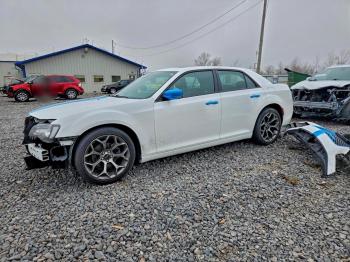  Salvage Chrysler 300