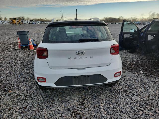 Hyundai VENUE Sel Image 8