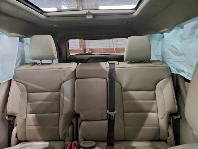 GMC Acadia Denali Image 10