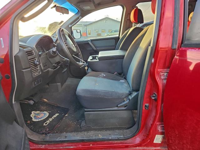 Nissan Titan Xe Image 7