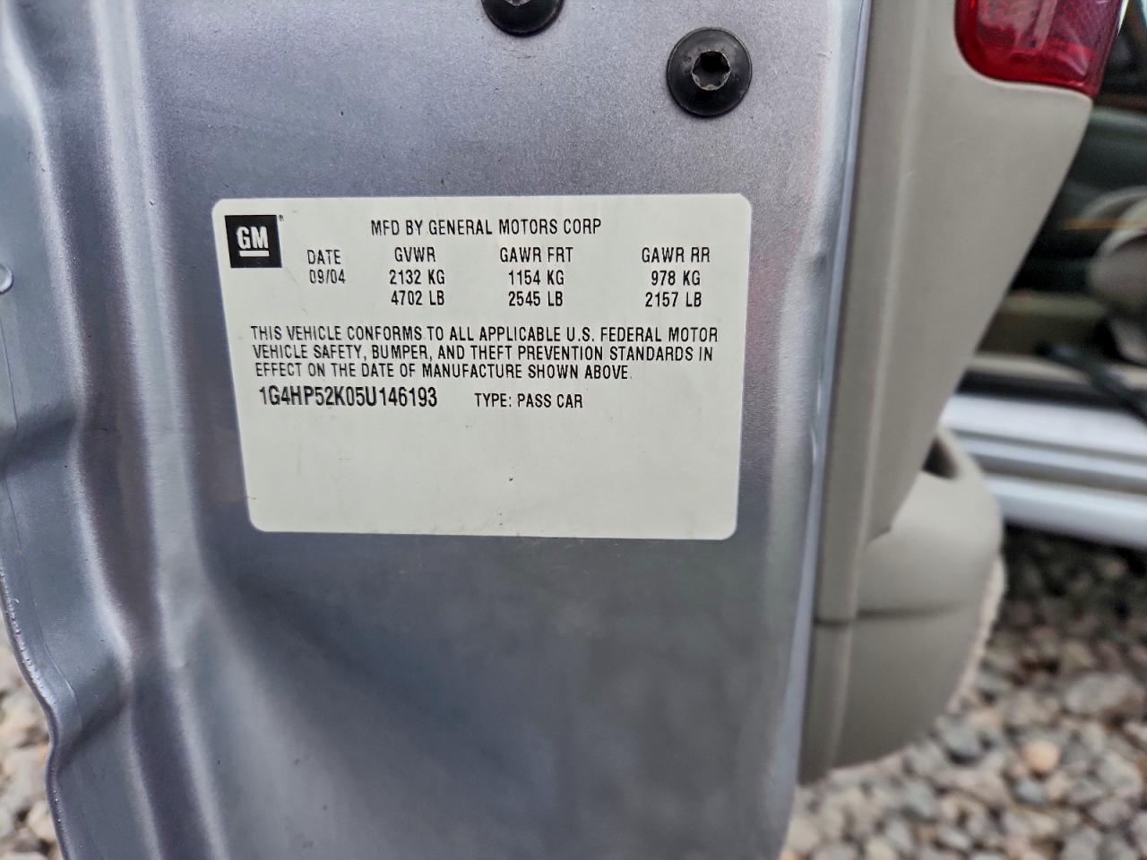 Buick LeSabre Custom Image 10