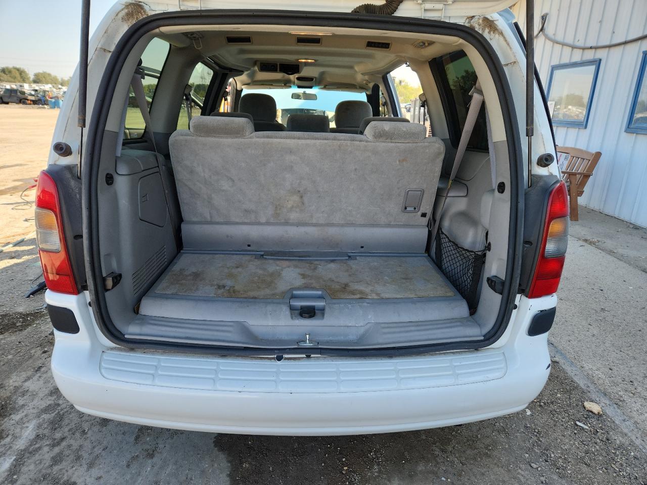 Chevrolet Venture Image 3