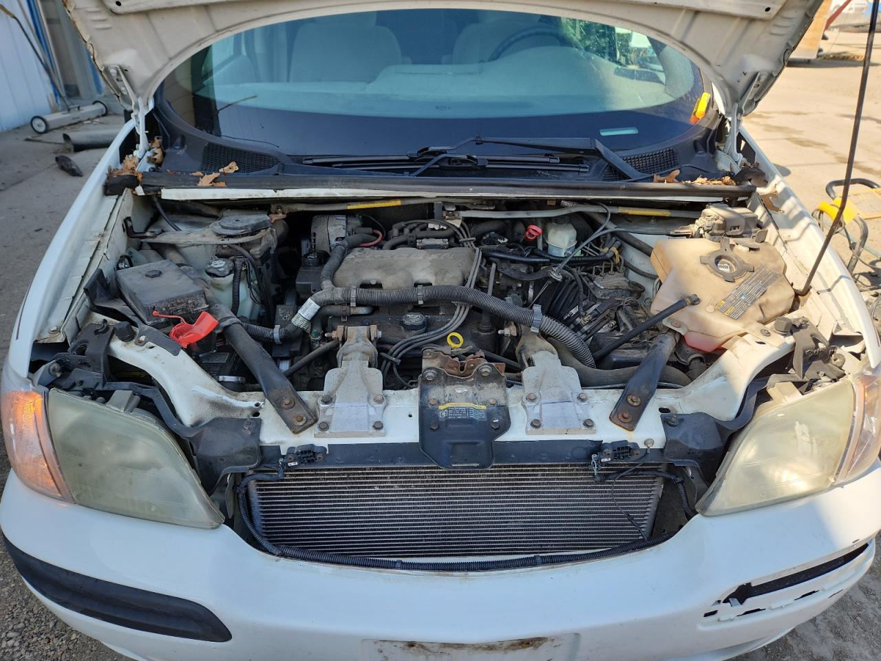 Chevrolet Venture Image 2