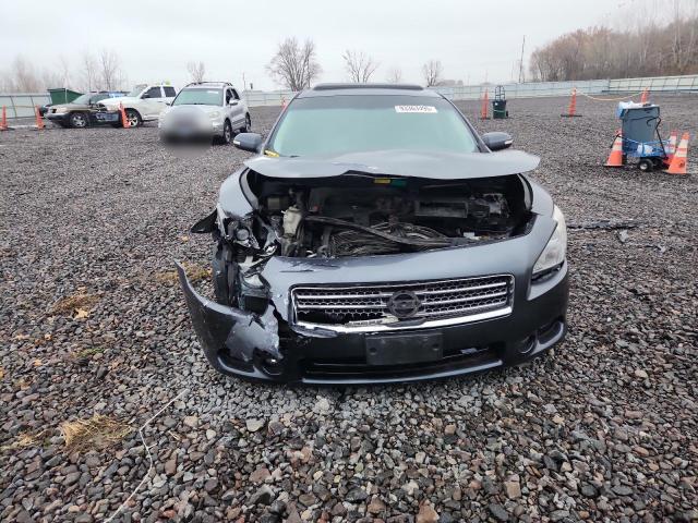 Nissan Maxima S Image 11