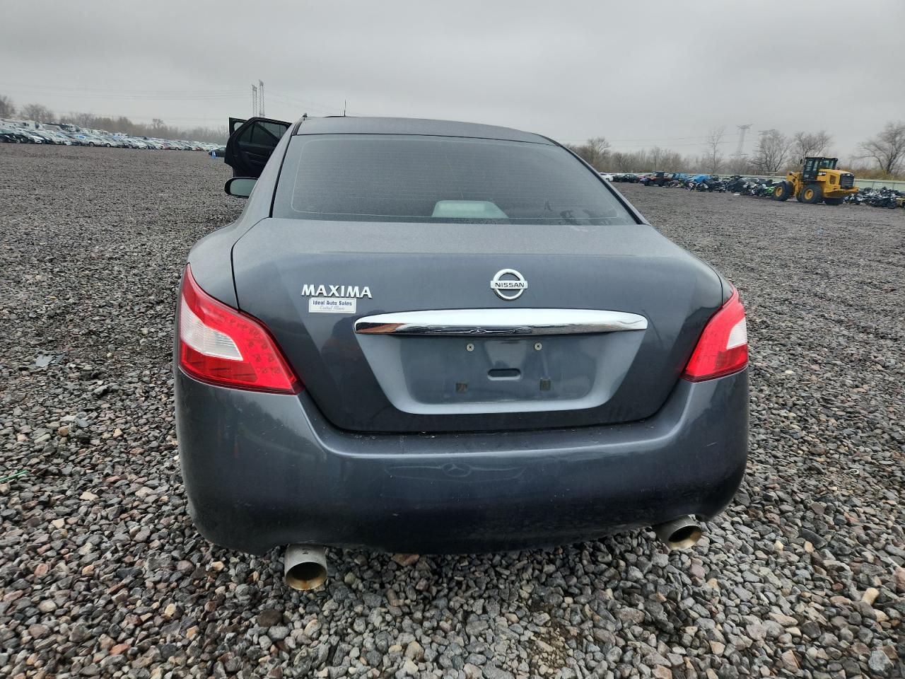 Nissan Maxima S Image 7