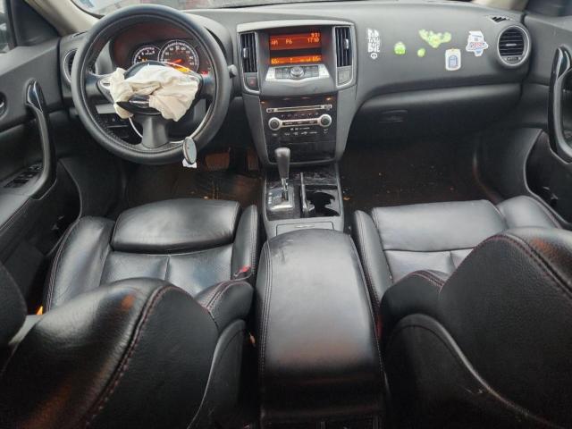 Nissan Maxima S Image 6