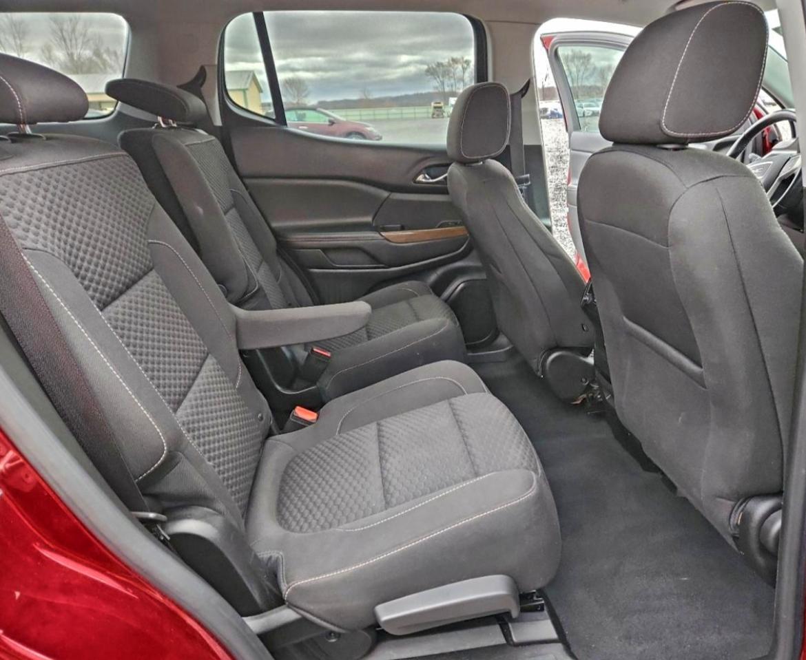 GMC Acadia Sle Image 6