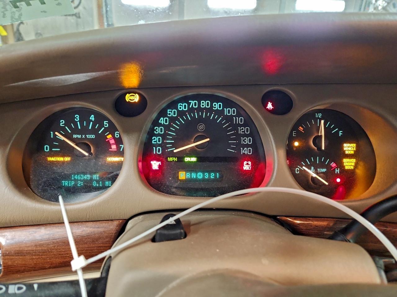 Buick LeSabre Custom Image 4