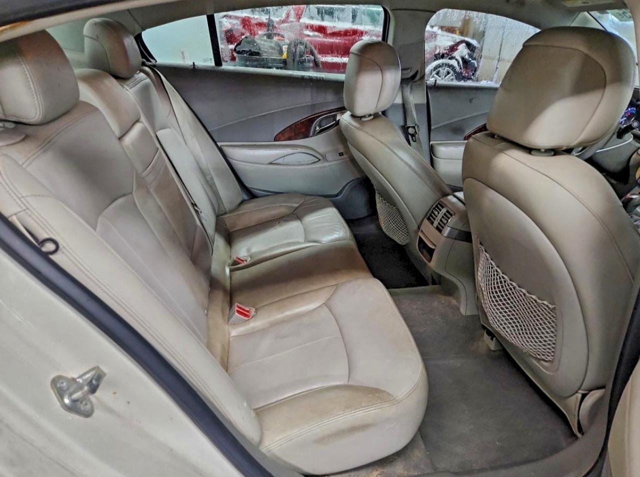 Buick LaCrosse Cxl Image 12