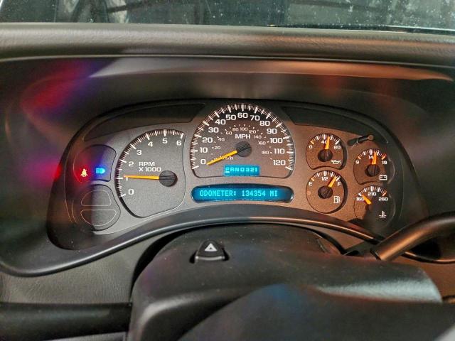 Chevrolet Silverado C1500 Image 8