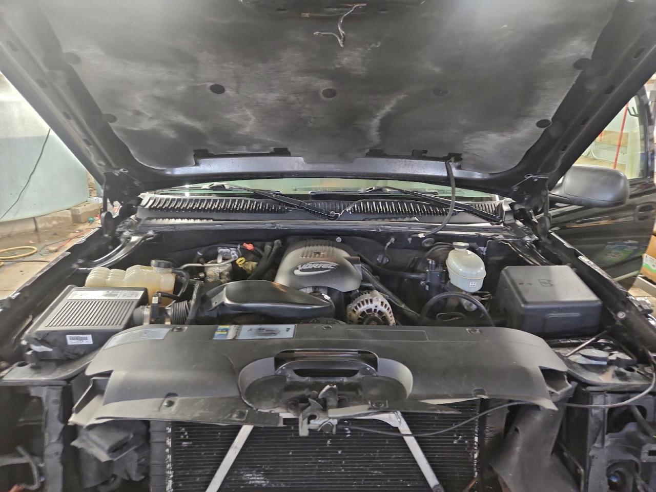 Chevrolet Silverado C1500 Image 4