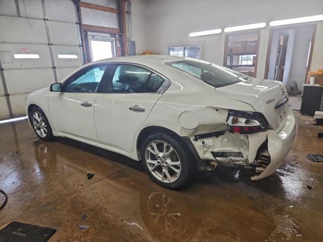 Nissan Maxima S Image 4