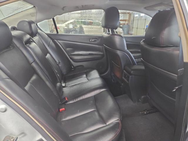 Nissan Maxima S Image 10